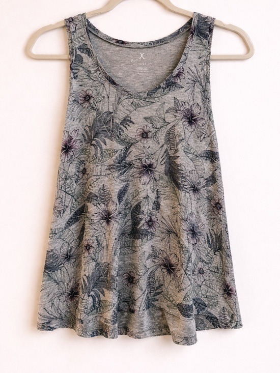 American Eagle Outfitters Tops - Women's Grey Floral V-Neck Tank Top